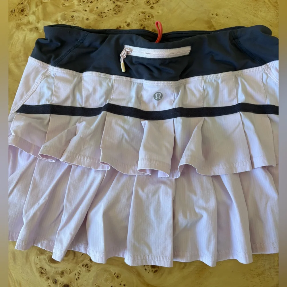 Lululemon pink and grey tennis skirt - Picture 2 of 5